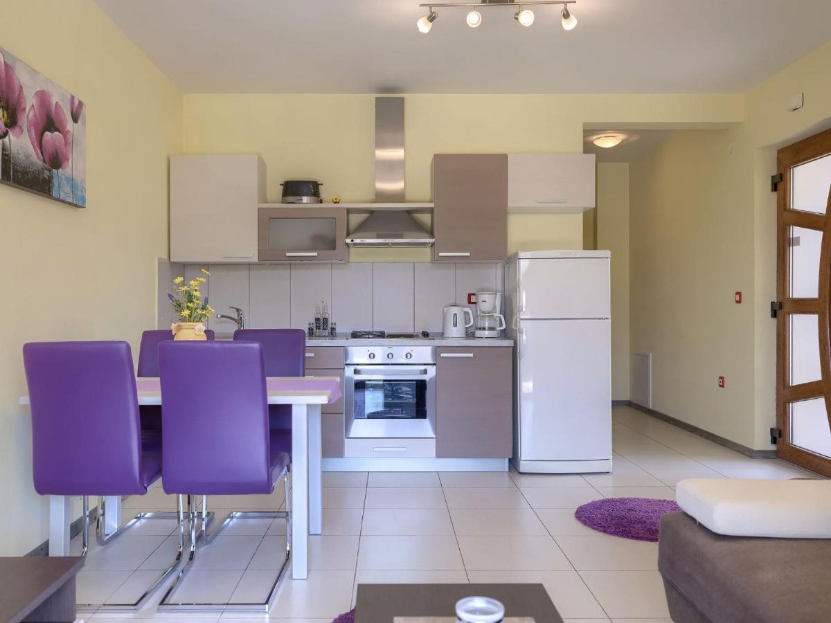 Holiday Home Linden Tree By Interhome بولا المظهر الخارجي الصورة