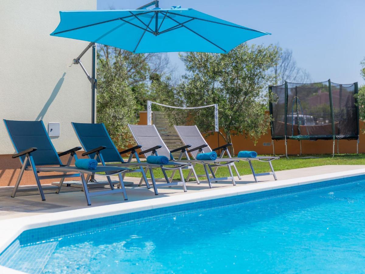Holiday Home Linden Tree By Interhome بولا المظهر الخارجي الصورة