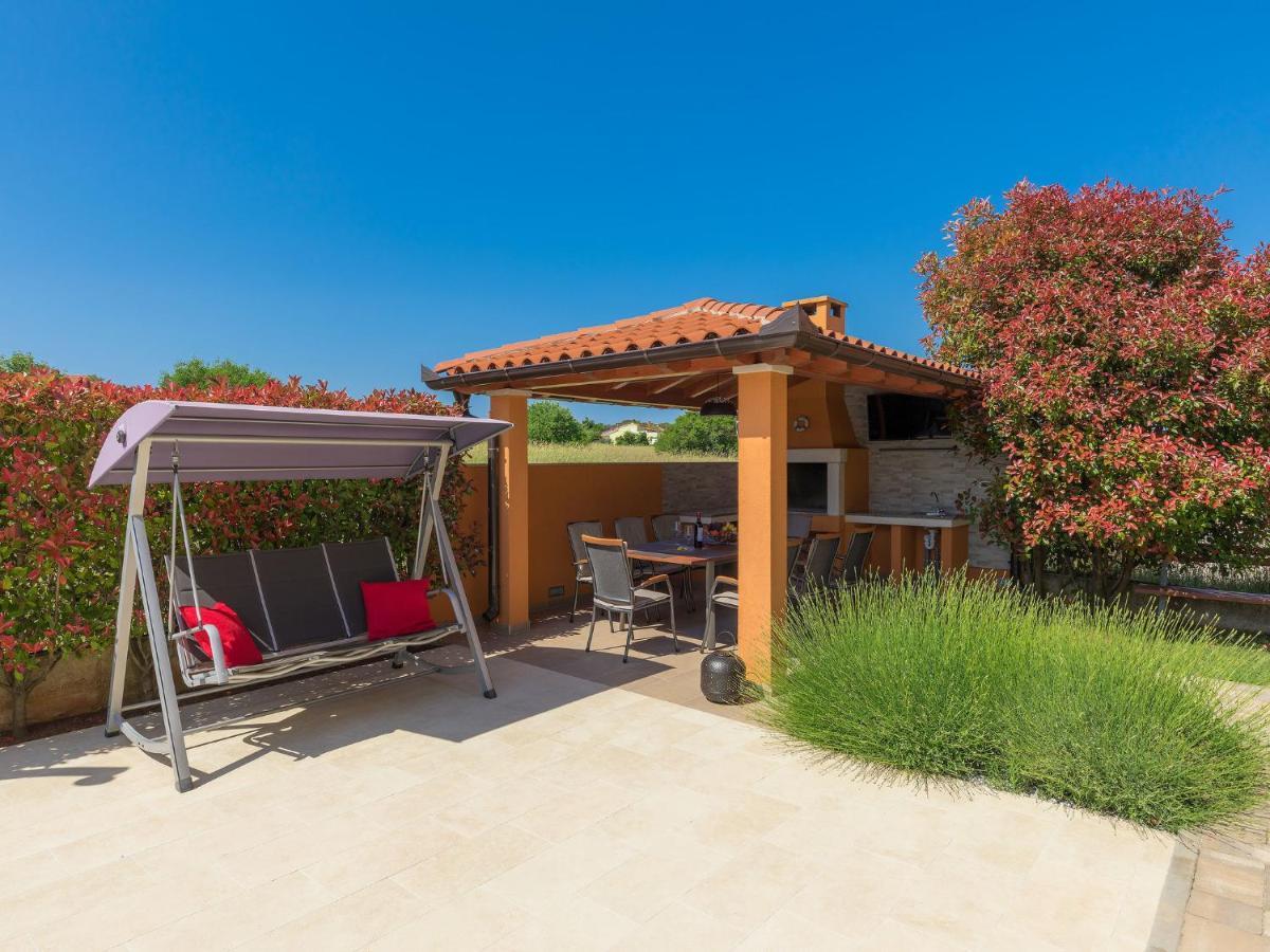 Holiday Home Linden Tree By Interhome بولا المظهر الخارجي الصورة