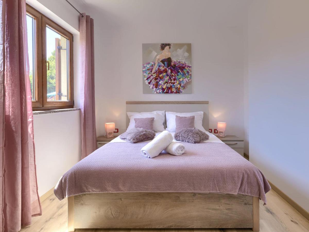Holiday Home Linden Tree By Interhome بولا المظهر الخارجي الصورة